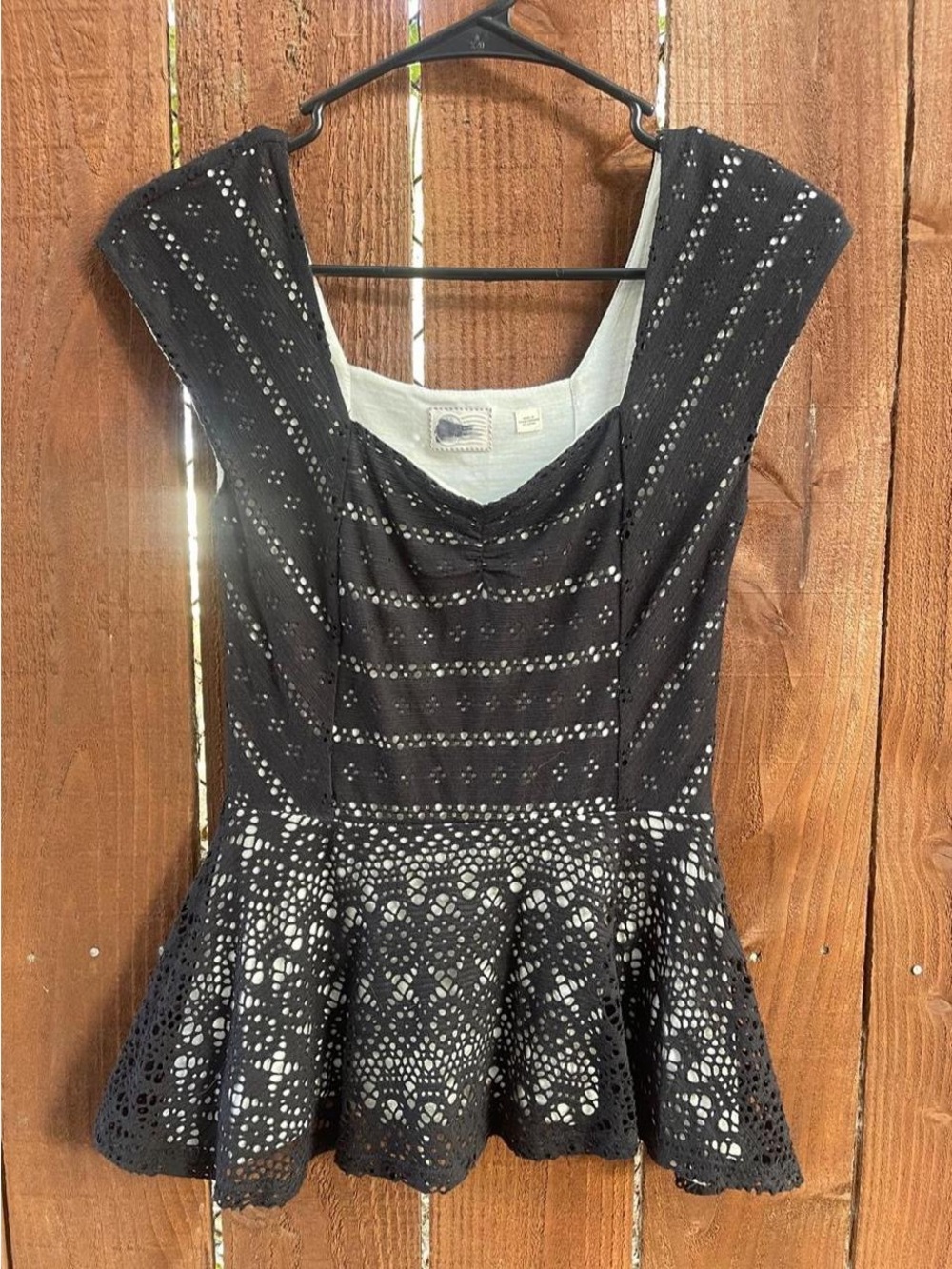 Anthropologie Postmark Office-Siren Preppy Chic Peplum Eyelet Top XXS